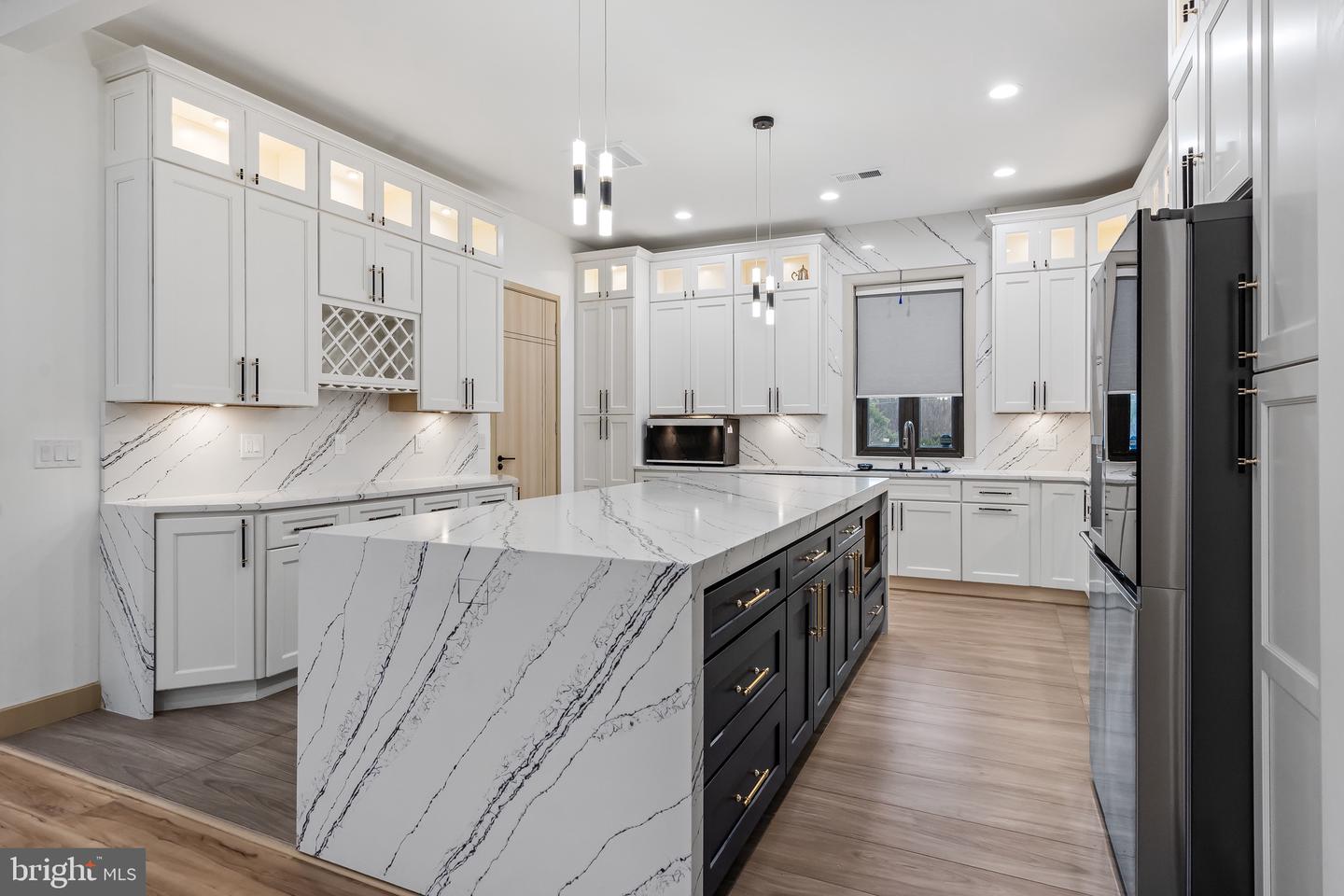 24035 NEW MOUNTAIN RD, ALDIE, Virginia 20105, 3 Bedrooms Bedrooms, ,2 BathroomsBathrooms,Residential,For sale,24035 NEW MOUNTAIN RD,VALO2111762 MLS # VALO2111762