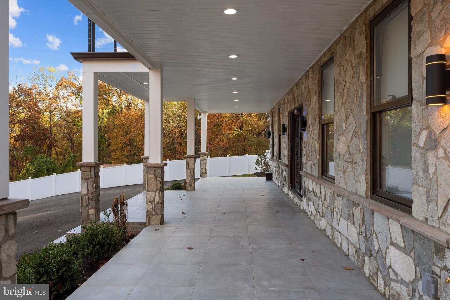 24035 NEW MOUNTAIN RD, ALDIE, Virginia 20105, 3 Bedrooms Bedrooms, ,2 BathroomsBathrooms,Residential,For sale,24035 NEW MOUNTAIN RD,VALO2111762 MLS # VALO2111762