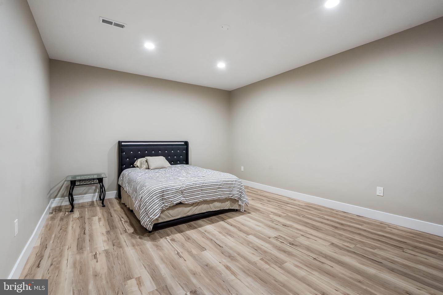 24035 NEW MOUNTAIN RD, ALDIE, Virginia 20105, 3 Bedrooms Bedrooms, ,2 BathroomsBathrooms,Residential,For sale,24035 NEW MOUNTAIN RD,VALO2111762 MLS # VALO2111762