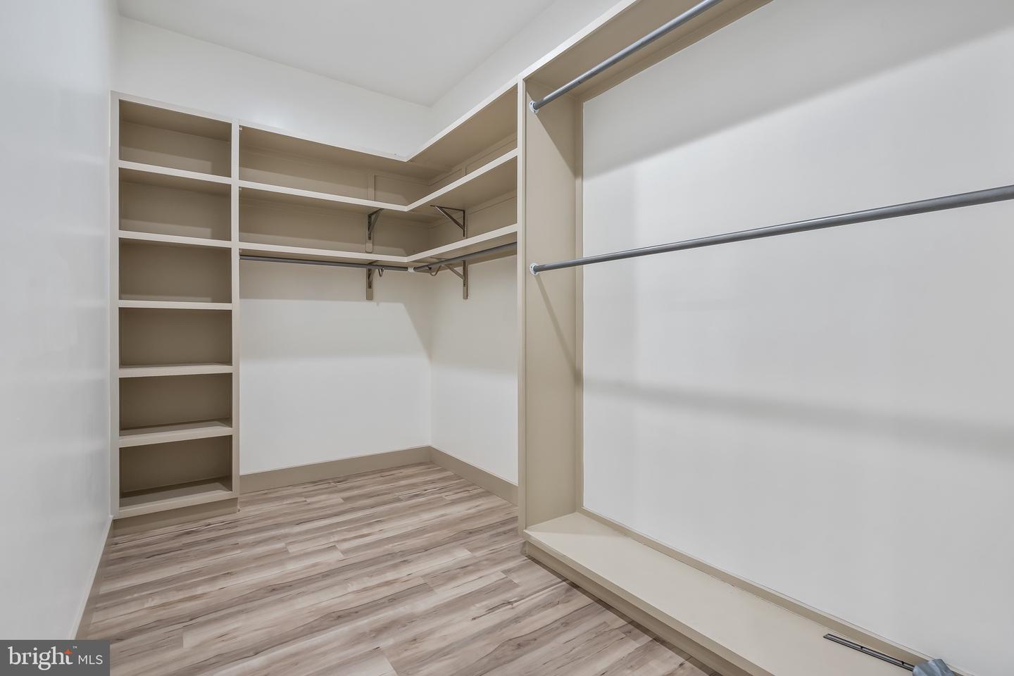 24035 NEW MOUNTAIN RD, ALDIE, Virginia 20105, 3 Bedrooms Bedrooms, ,2 BathroomsBathrooms,Residential,For sale,24035 NEW MOUNTAIN RD,VALO2111762 MLS # VALO2111762