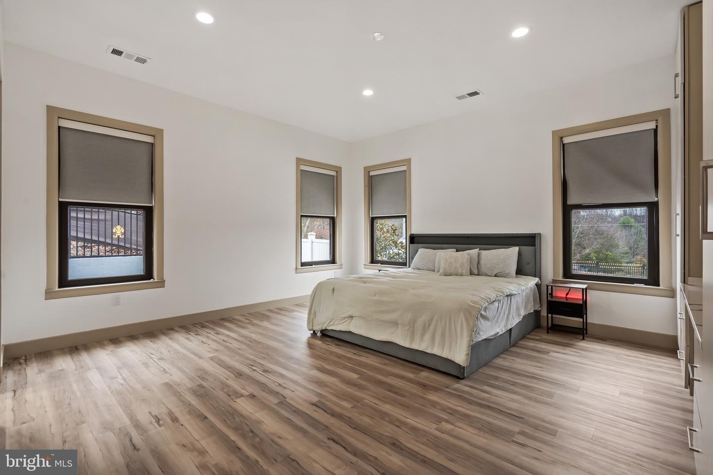 24035 NEW MOUNTAIN RD, ALDIE, Virginia 20105, 3 Bedrooms Bedrooms, ,2 BathroomsBathrooms,Residential,For sale,24035 NEW MOUNTAIN RD,VALO2111762 MLS # VALO2111762