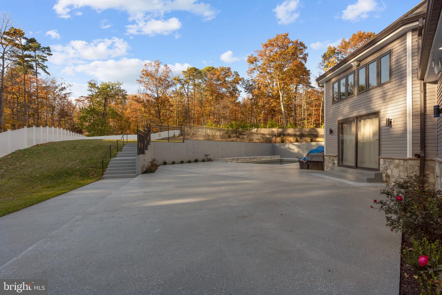 24035 NEW MOUNTAIN RD, ALDIE, Virginia 20105, 3 Bedrooms Bedrooms, ,2 BathroomsBathrooms,Residential,For sale,24035 NEW MOUNTAIN RD,VALO2111762 MLS # VALO2111762