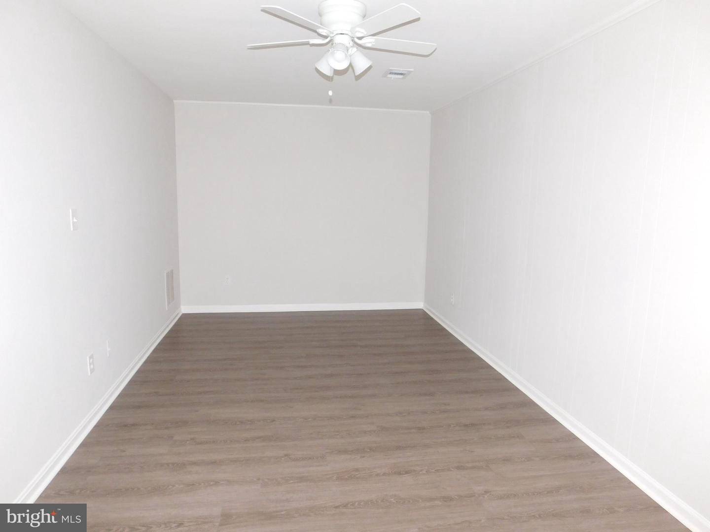 9681 HAGEL CIR #36/E, LORTON, Virginia 22079, 2 Bedrooms Bedrooms, ,1 BathroomBathrooms,Residential,For sale,9681 HAGEL CIR #36/E,VAFX2281642 MLS # VAFX2281642