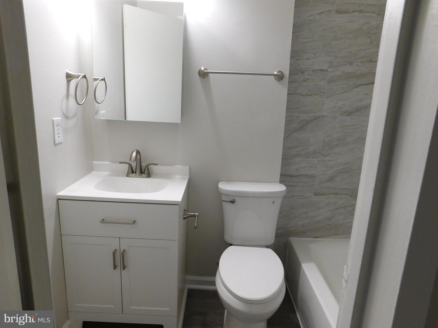 9681 HAGEL CIR #36/E, LORTON, Virginia 22079, 2 Bedrooms Bedrooms, ,1 BathroomBathrooms,Residential,For sale,9681 HAGEL CIR #36/E,VAFX2281642 MLS # VAFX2281642