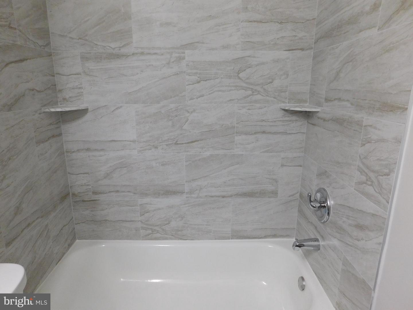 9681 HAGEL CIR #36/E, LORTON, Virginia 22079, 2 Bedrooms Bedrooms, ,1 BathroomBathrooms,Residential,For sale,9681 HAGEL CIR #36/E,VAFX2281642 MLS # VAFX2281642