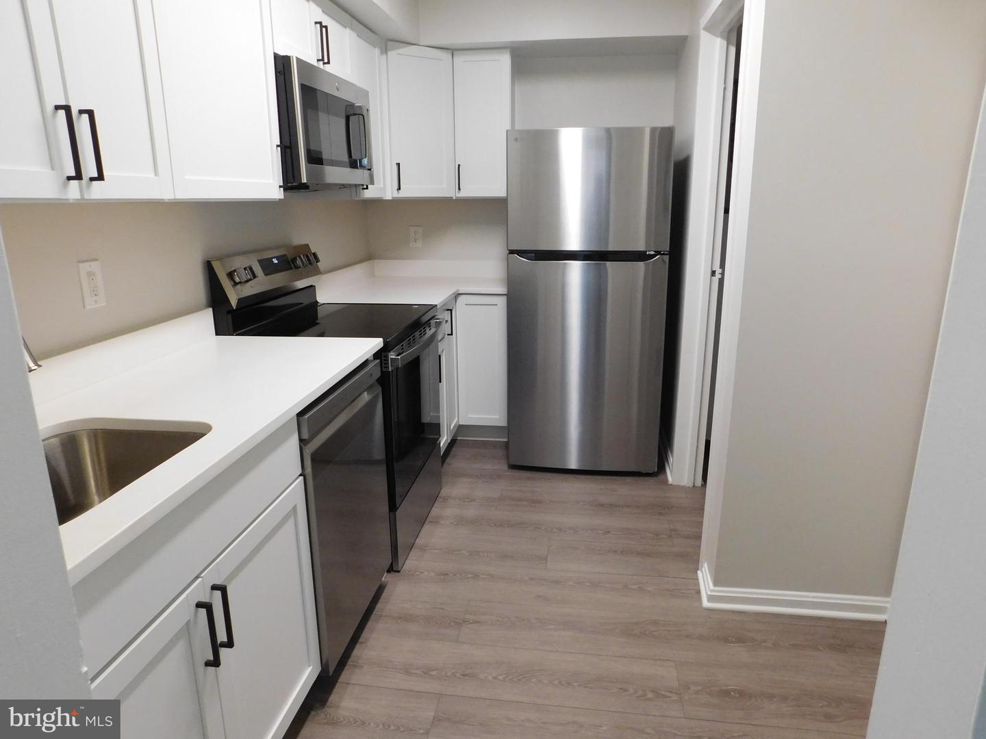 9681 HAGEL CIR #36/E, LORTON, Virginia 22079, 2 Bedrooms Bedrooms, ,1 BathroomBathrooms,Residential,For sale,9681 HAGEL CIR #36/E,VAFX2281642 MLS # VAFX2281642