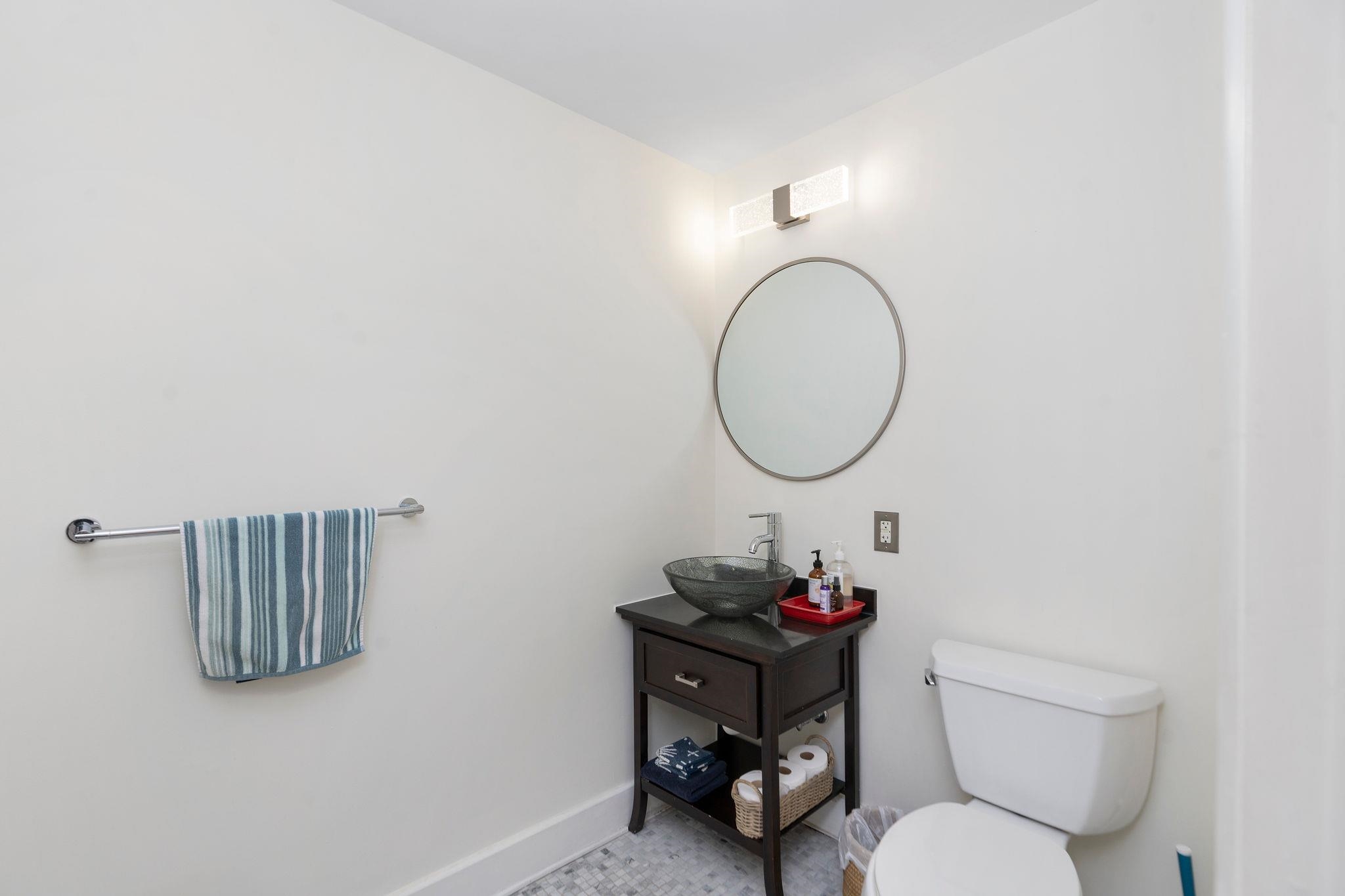 309 W BEVERLEY ST, STAUNTON, Virginia 24401, 3 Bedrooms Bedrooms, ,3 BathroomsBathrooms,Residential,309 W BEVERLEY ST,672546 MLS # 672546