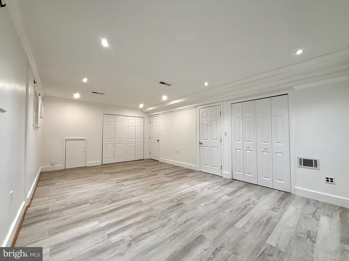 14204 SAINT CLAIR DR, GAINESVILLE, Virginia 20155, 5 Bedrooms Bedrooms, ,3 BathroomsBathrooms,Residential,For sale,14204 SAINT CLAIR DR,VAPW2109058 MLS # VAPW2109058