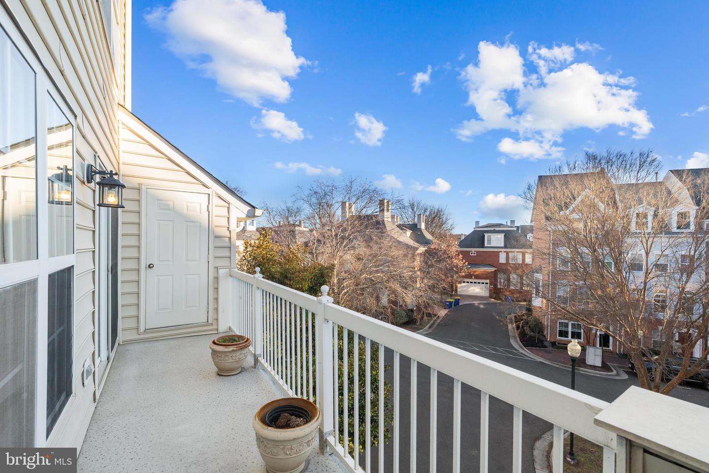 5129 DONOVAN DR, ALEXANDRIA, Virginia 22304, 3 Bedrooms Bedrooms, ,2 BathroomsBathrooms,Residential,For sale,5129 DONOVAN DR,VAAX2052392 MLS # VAAX2052392