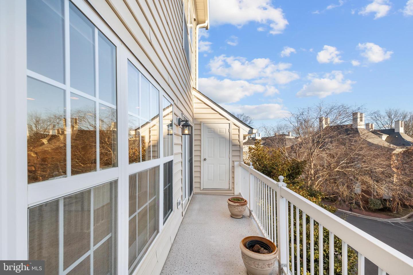 5129 DONOVAN DR, ALEXANDRIA, Virginia 22304, 3 Bedrooms Bedrooms, ,2 BathroomsBathrooms,Residential,For sale,5129 DONOVAN DR,VAAX2052392 MLS # VAAX2052392