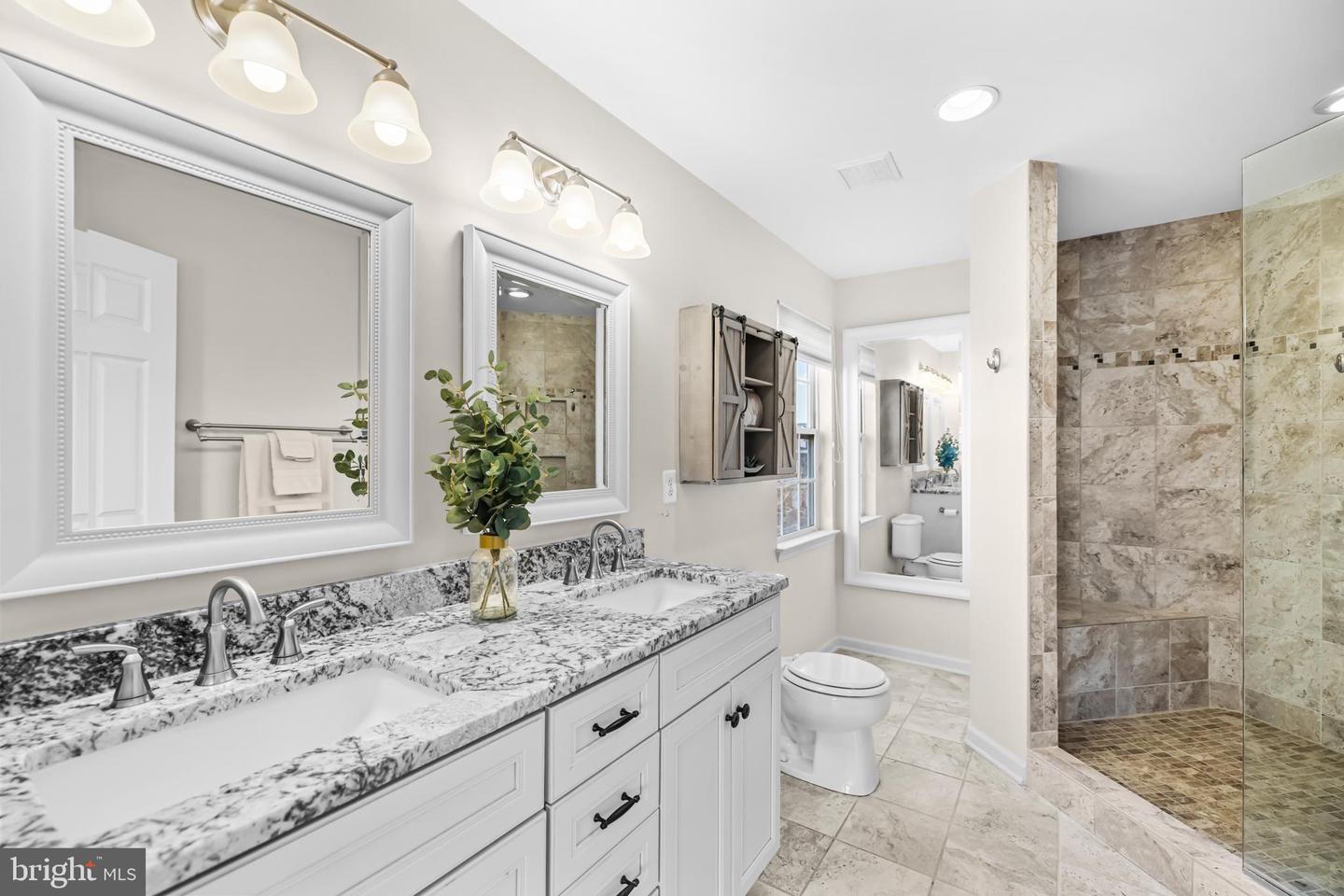 5129 DONOVAN DR, ALEXANDRIA, Virginia 22304, 3 Bedrooms Bedrooms, ,2 BathroomsBathrooms,Residential,For sale,5129 DONOVAN DR,VAAX2052392 MLS # VAAX2052392