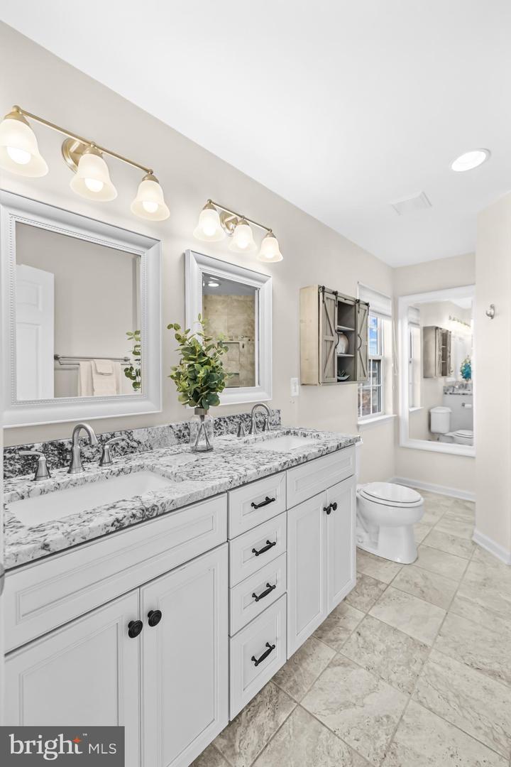 5129 DONOVAN DR, ALEXANDRIA, Virginia 22304, 3 Bedrooms Bedrooms, ,2 BathroomsBathrooms,Residential,For sale,5129 DONOVAN DR,VAAX2052392 MLS # VAAX2052392