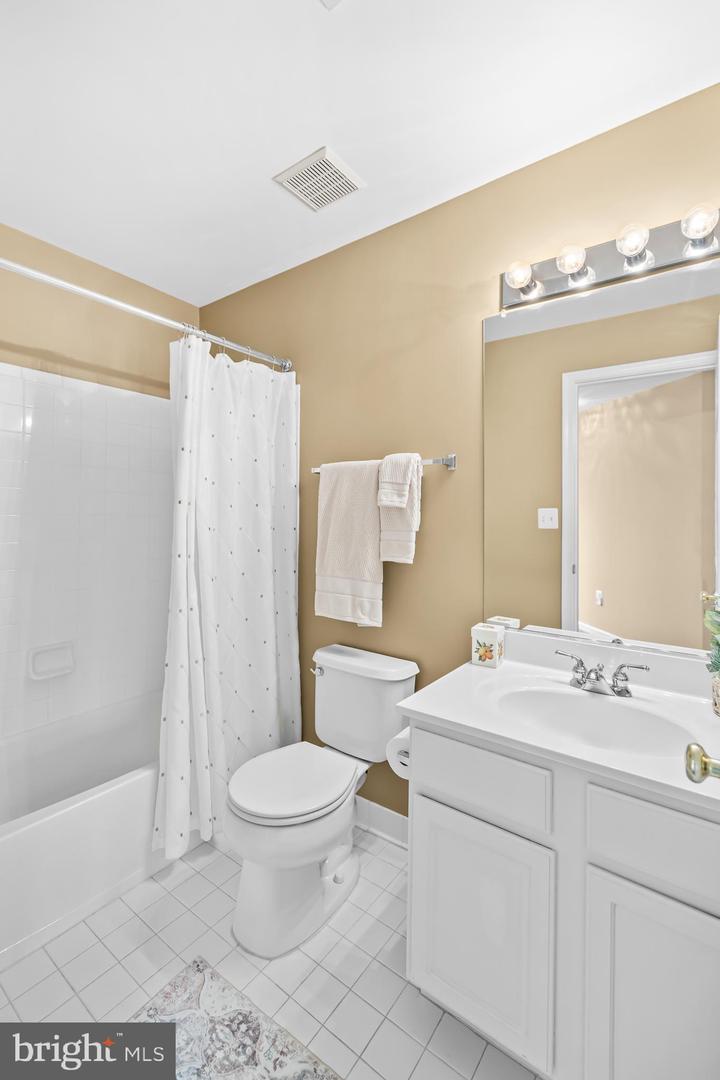 5129 DONOVAN DR, ALEXANDRIA, Virginia 22304, 3 Bedrooms Bedrooms, ,2 BathroomsBathrooms,Residential,For sale,5129 DONOVAN DR,VAAX2052392 MLS # VAAX2052392