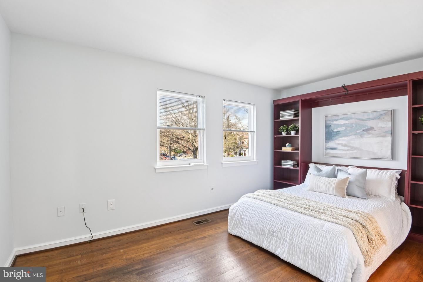 1830 N ODE ST, ARLINGTON, Virginia 22209, 2 Bedrooms Bedrooms, ,2 BathroomsBathrooms,Residential,For sale,1830 N ODE ST,VAAR2066870 MLS # VAAR2066870