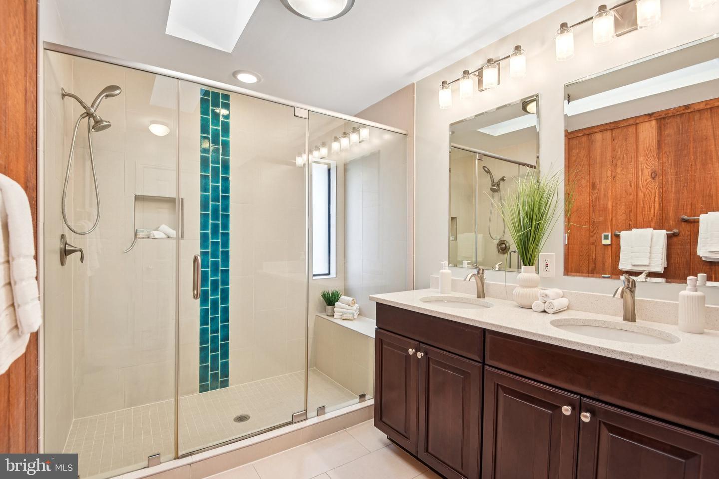 1830 N ODE ST, ARLINGTON, Virginia 22209, 2 Bedrooms Bedrooms, ,2 BathroomsBathrooms,Residential,For sale,1830 N ODE ST,VAAR2066870 MLS # VAAR2066870