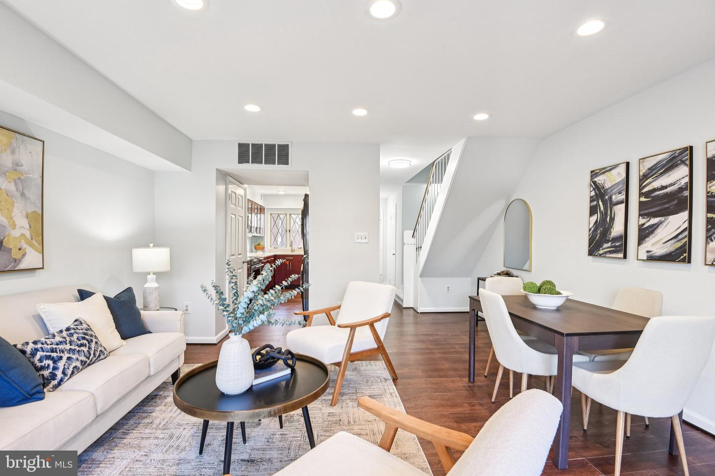 1830 N ODE ST, ARLINGTON, Virginia 22209, 2 Bedrooms Bedrooms, ,2 BathroomsBathrooms,Residential,For sale,1830 N ODE ST,VAAR2066870 MLS # VAAR2066870