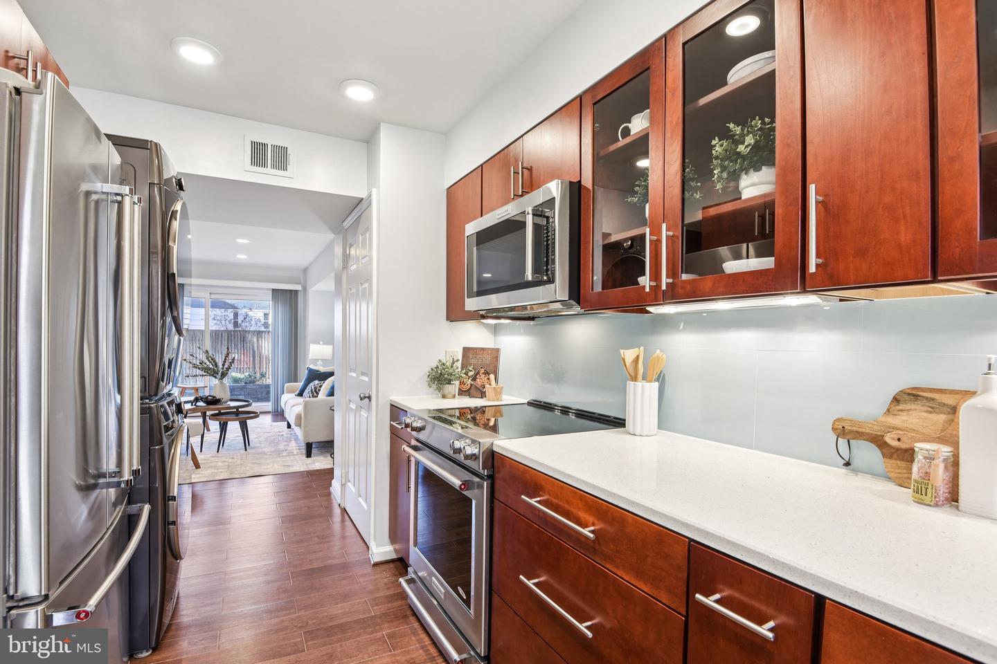 1830 N ODE ST, ARLINGTON, Virginia 22209, 2 Bedrooms Bedrooms, ,2 BathroomsBathrooms,Residential,For sale,1830 N ODE ST,VAAR2066870 MLS # VAAR2066870