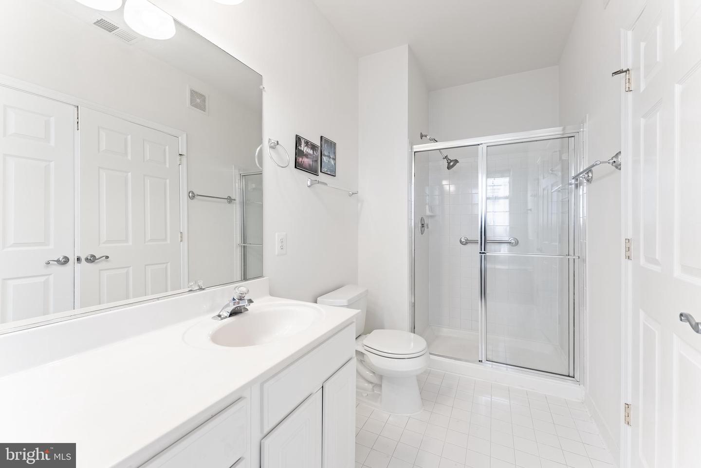 11575 CAVALIER LANDING CT #301, FAIRFAX, Virginia 22030, 2 Bedrooms Bedrooms, ,2 BathroomsBathrooms,Residential,For sale,11575 CAVALIER LANDING CT #301,VAFX2282648 MLS # VAFX2282648