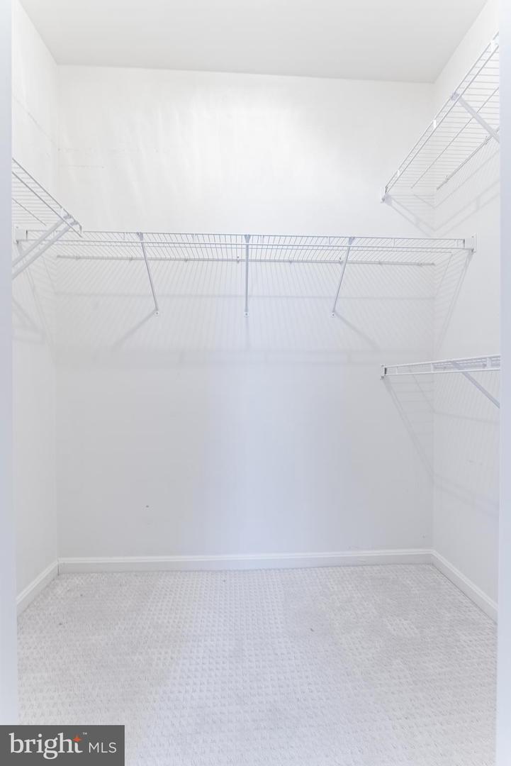 11575 CAVALIER LANDING CT #301, FAIRFAX, Virginia 22030, 2 Bedrooms Bedrooms, ,2 BathroomsBathrooms,Residential,For sale,11575 CAVALIER LANDING CT #301,VAFX2282648 MLS # VAFX2282648