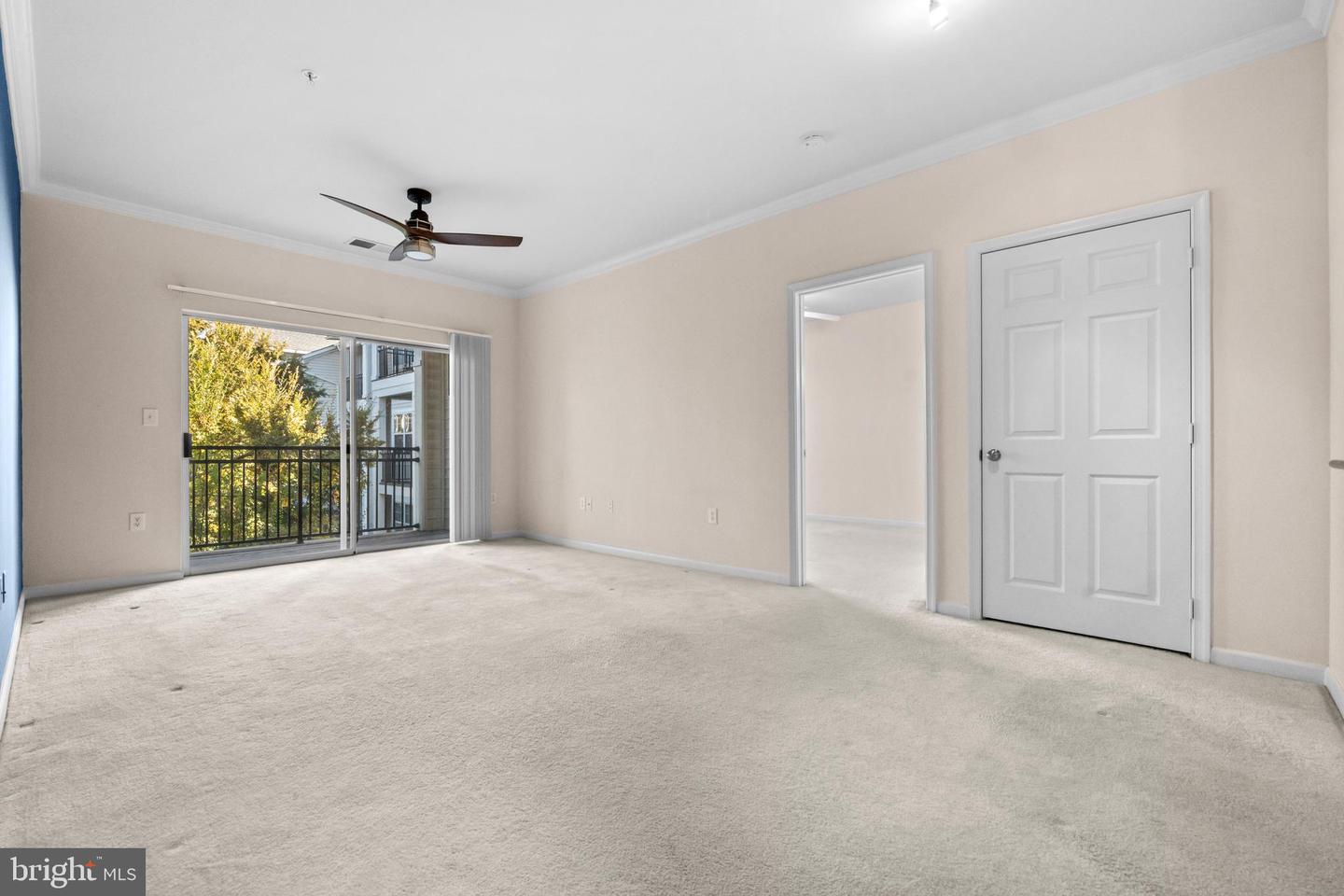 12925 CENTRE PARK CIR #304, HERNDON, Virginia 20171, 2 Bedrooms Bedrooms, 5 Rooms Rooms,2 BathroomsBathrooms,Residential,For sale,12925 CENTRE PARK CIR #304,VAFX2282746 MLS # VAFX2282746