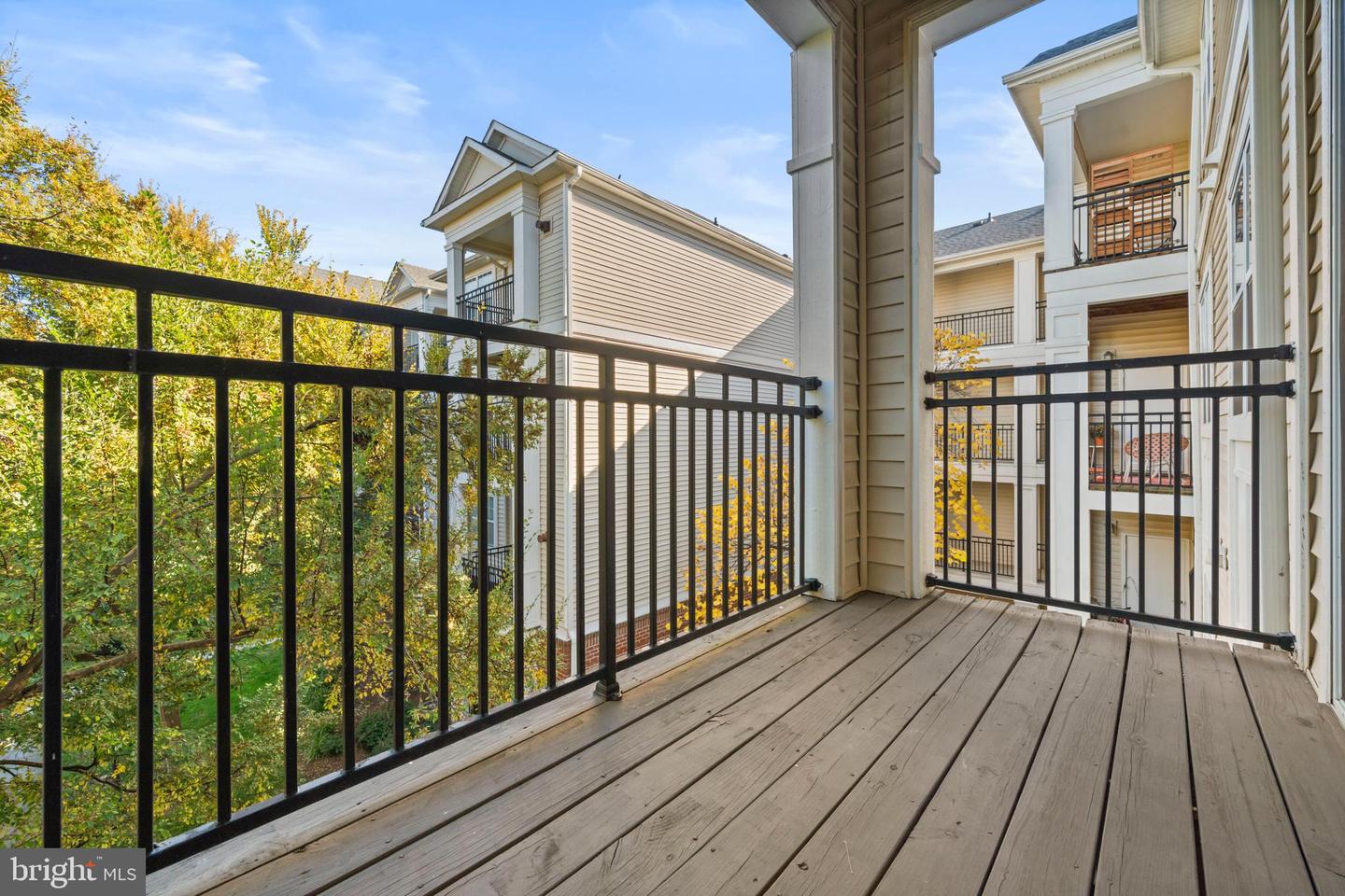 12925 CENTRE PARK CIR #304, HERNDON, Virginia 20171, 2 Bedrooms Bedrooms, 5 Rooms Rooms,2 BathroomsBathrooms,Residential,For sale,12925 CENTRE PARK CIR #304,VAFX2282746 MLS # VAFX2282746