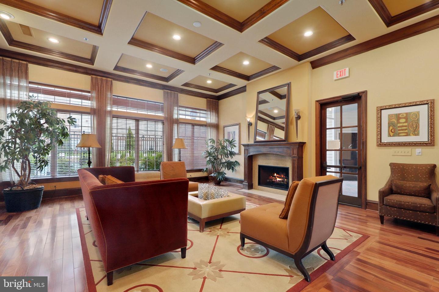 12925 CENTRE PARK CIR #304, HERNDON, Virginia 20171, 2 Bedrooms Bedrooms, 5 Rooms Rooms,2 BathroomsBathrooms,Residential,For sale,12925 CENTRE PARK CIR #304,VAFX2282746 MLS # VAFX2282746