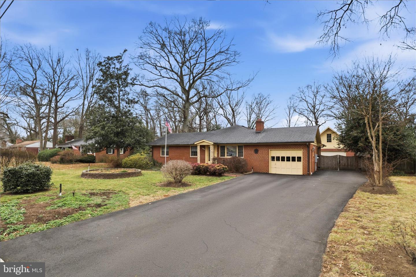 8712 LEA LN, ALEXANDRIA, Virginia 22309, 5 Bedrooms Bedrooms, ,3 BathroomsBathrooms,Residential,For sale,8712 LEA LN,VAFX2283336 MLS # VAFX2283336