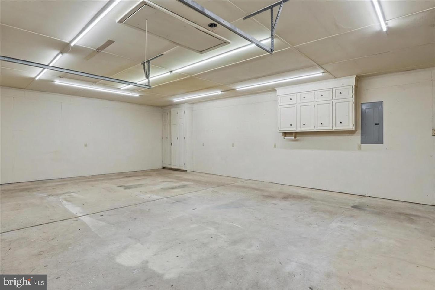 8712 LEA LN, ALEXANDRIA, Virginia 22309, 5 Bedrooms Bedrooms, ,3 BathroomsBathrooms,Residential,For sale,8712 LEA LN,VAFX2283336 MLS # VAFX2283336