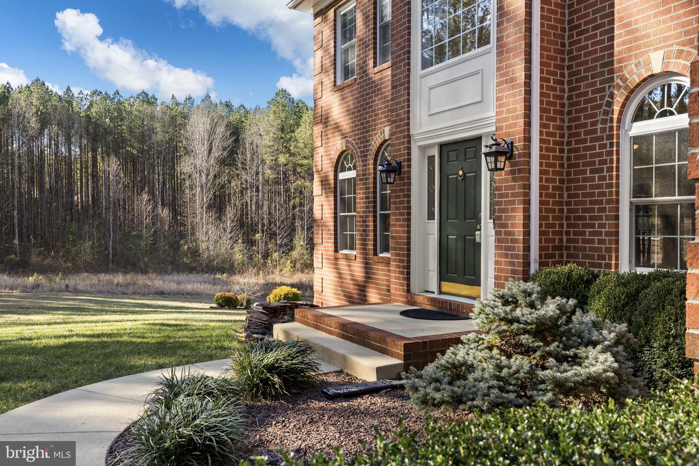 10041 TARRINGTON WAY, SPOTSYLVANIA, Virginia 22551, 5 Bedrooms Bedrooms, ,4 BathroomsBathrooms,Residential,For sale,10041 TARRINGTON WAY,VASP2038296 MLS # VASP2038296