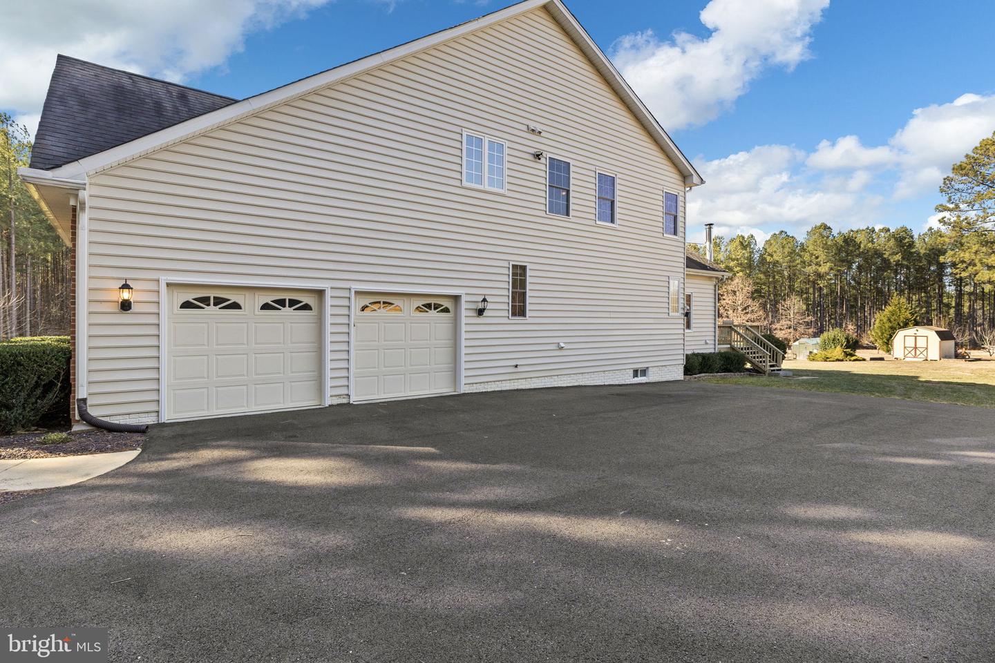 10041 TARRINGTON WAY, SPOTSYLVANIA, Virginia 22551, 5 Bedrooms Bedrooms, ,4 BathroomsBathrooms,Residential,For sale,10041 TARRINGTON WAY,VASP2038296 MLS # VASP2038296