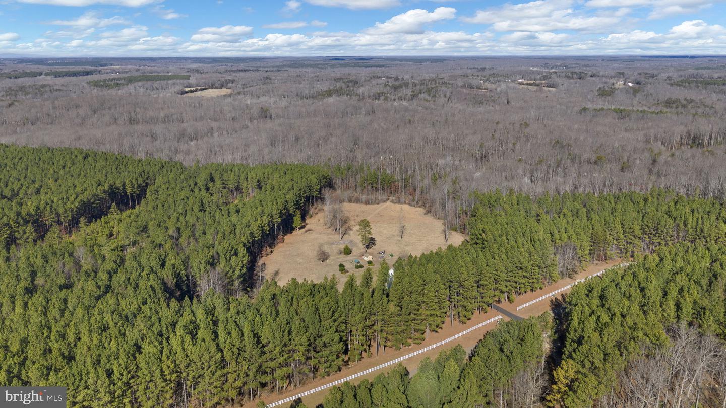 10041 TARRINGTON WAY, SPOTSYLVANIA, Virginia 22551, 5 Bedrooms Bedrooms, ,4 BathroomsBathrooms,Residential,For sale,10041 TARRINGTON WAY,VASP2038296 MLS # VASP2038296