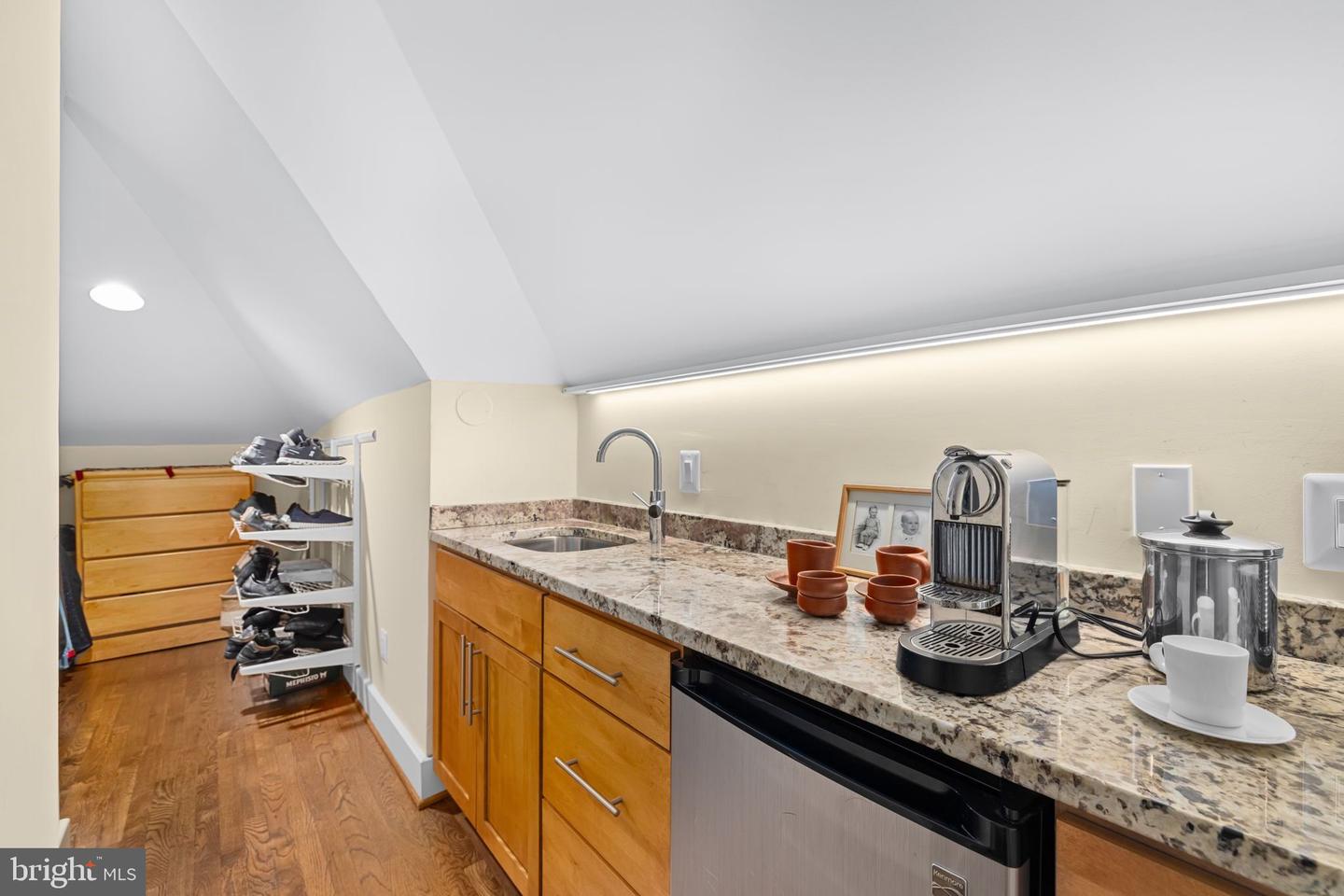 1537 30TH ST NW #D32, WASHINGTON, District Of Columbia 20007, 3 Bedrooms Bedrooms, ,3 BathroomsBathrooms,Residential,For sale,1537 30TH ST NW #D32,DCDC2239778 MLS # DCDC2239778