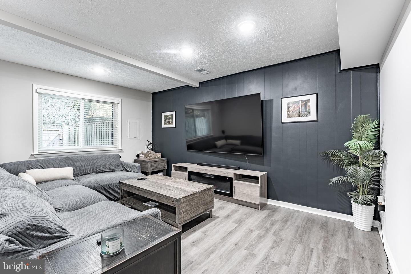 2045 WINGED FOOT CT, RESTON, Virginia 20191, 3 Bedrooms Bedrooms, ,2 BathroomsBathrooms,Residential,For sale,2045 WINGED FOOT CT,VAFX2284564 MLS # VAFX2284564