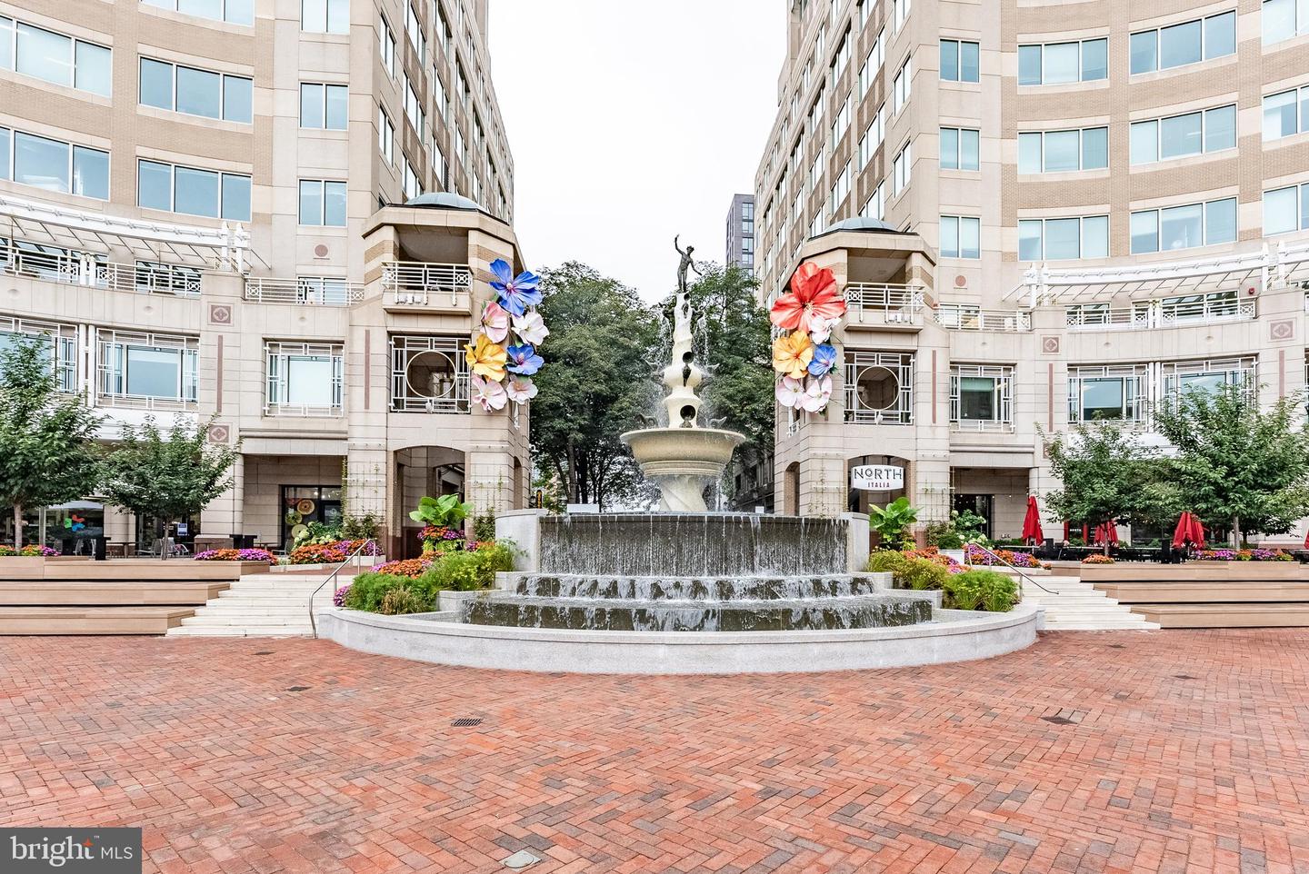 2045 WINGED FOOT CT, RESTON, Virginia 20191, 3 Bedrooms Bedrooms, ,2 BathroomsBathrooms,Residential,For sale,2045 WINGED FOOT CT,VAFX2284564 MLS # VAFX2284564