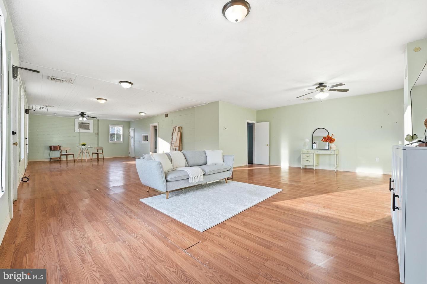 9071 SPERRYVILLE PIKE, CULPEPER, Virginia 22701, 1 Bedroom Bedrooms, ,1 BathroomBathrooms,Residential,For sale,9071 SPERRYVILLE PIKE,VACU2012342 MLS # VACU2012342