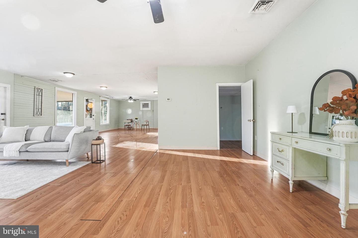 9071 SPERRYVILLE PIKE, CULPEPER, Virginia 22701, 1 Bedroom Bedrooms, ,1 BathroomBathrooms,Residential,For sale,9071 SPERRYVILLE PIKE,VACU2012342 MLS # VACU2012342