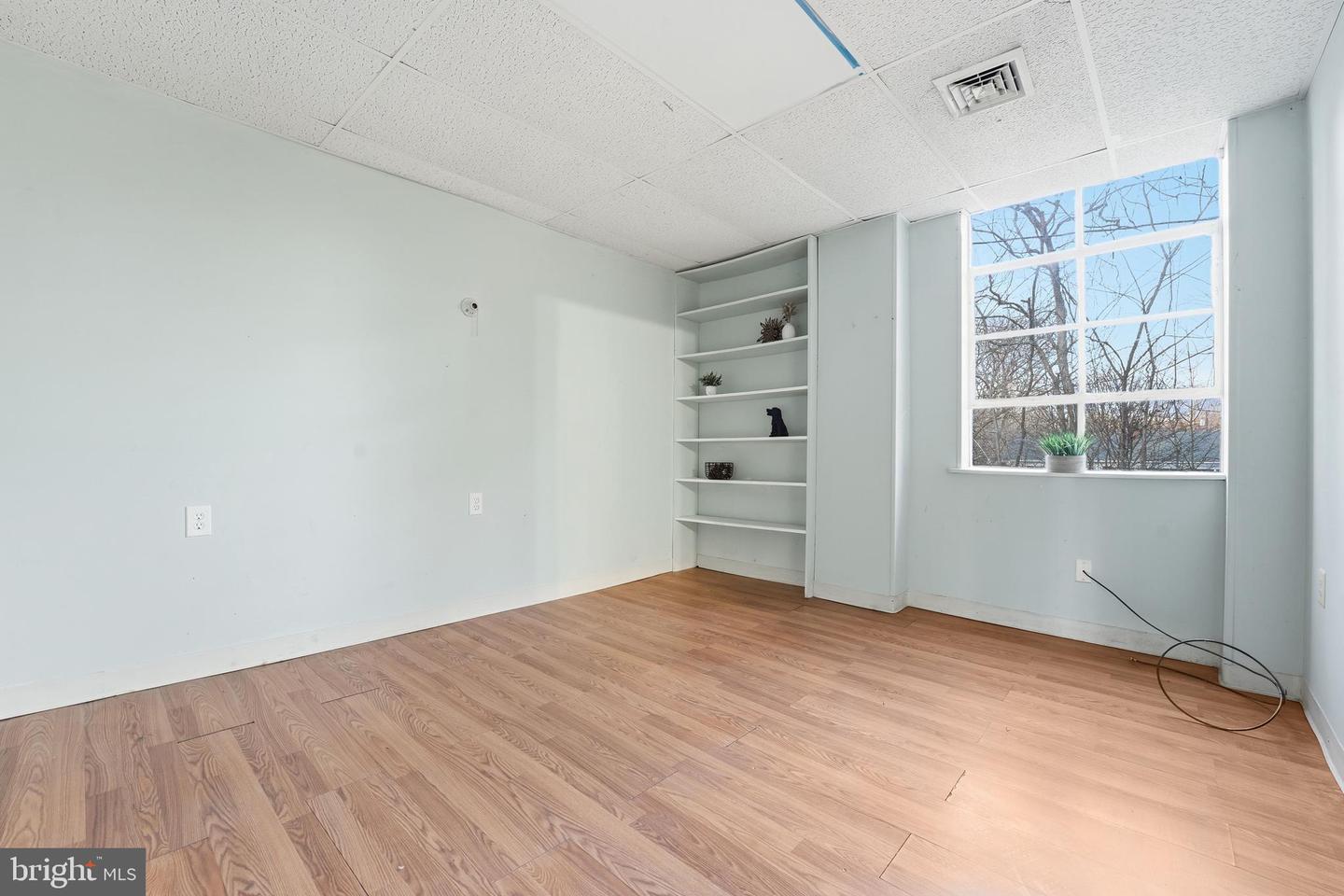 9071 SPERRYVILLE PIKE, CULPEPER, Virginia 22701, 1 Bedroom Bedrooms, ,1 BathroomBathrooms,Residential,For sale,9071 SPERRYVILLE PIKE,VACU2012342 MLS # VACU2012342