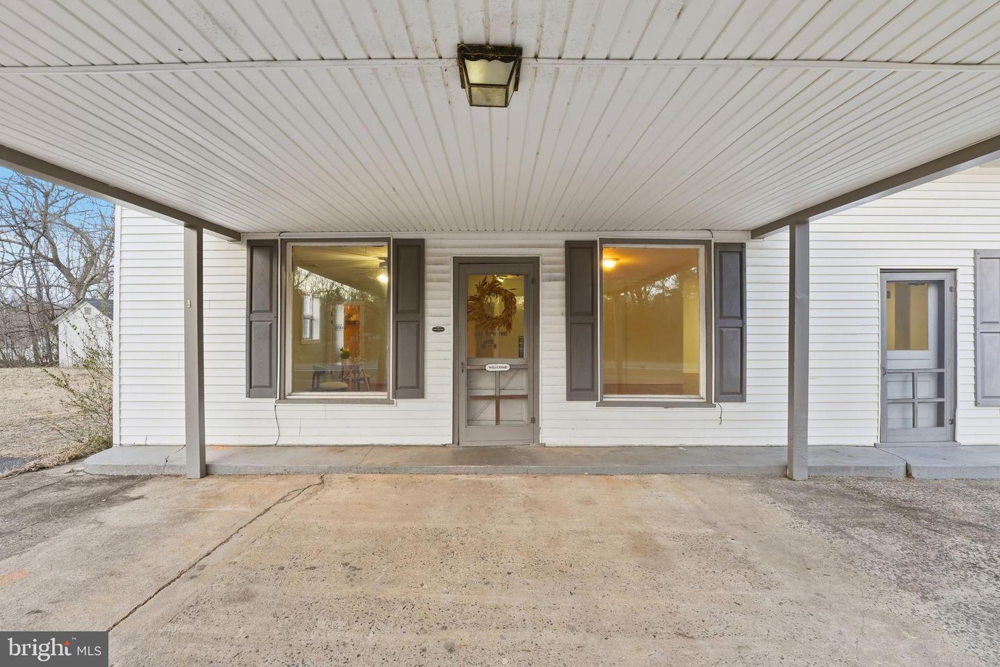 9071 SPERRYVILLE PIKE, CULPEPER, Virginia 22701, 1 Bedroom Bedrooms, ,1 BathroomBathrooms,Residential,For sale,9071 SPERRYVILLE PIKE,VACU2012342 MLS # VACU2012342