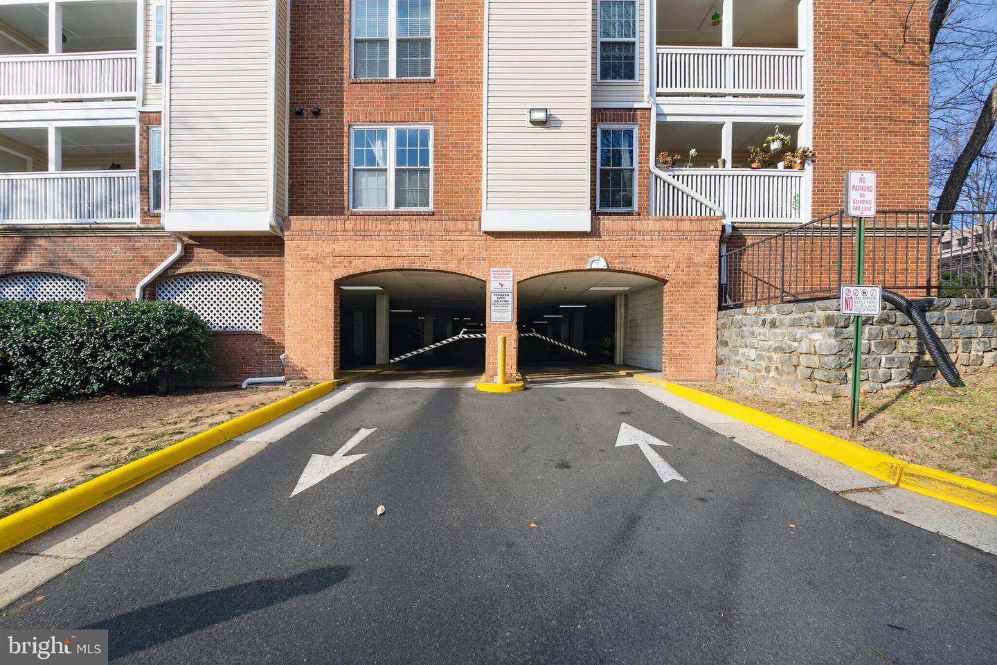 1504 LINCOLN WAY #100, MCLEAN, Virginia 22102, 1 Bedroom Bedrooms, ,1 BathroomBathrooms,Residential,For sale,1504 LINCOLN WAY #100,VAFX2285010 MLS # VAFX2285010