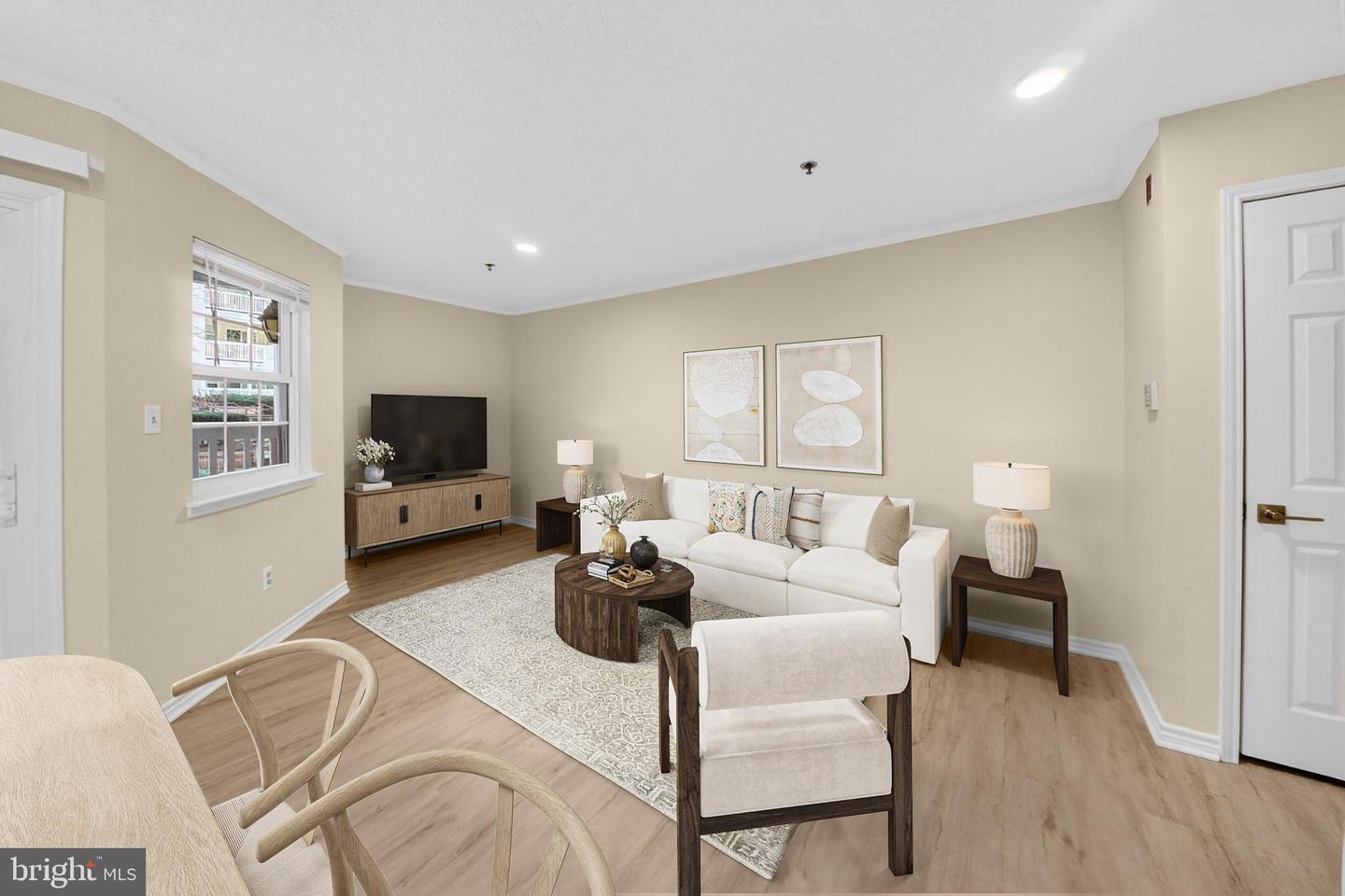 1504 LINCOLN WAY #100, MCLEAN, Virginia 22102, 1 Bedroom Bedrooms, ,1 BathroomBathrooms,Residential,For sale,1504 LINCOLN WAY #100,VAFX2285010 MLS # VAFX2285010