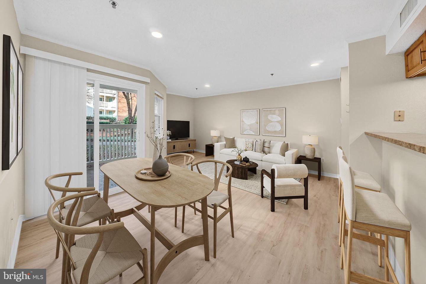 1504 LINCOLN WAY #100, MCLEAN, Virginia 22102, 1 Bedroom Bedrooms, ,1 BathroomBathrooms,Residential,For sale,1504 LINCOLN WAY #100,VAFX2285010 MLS # VAFX2285010