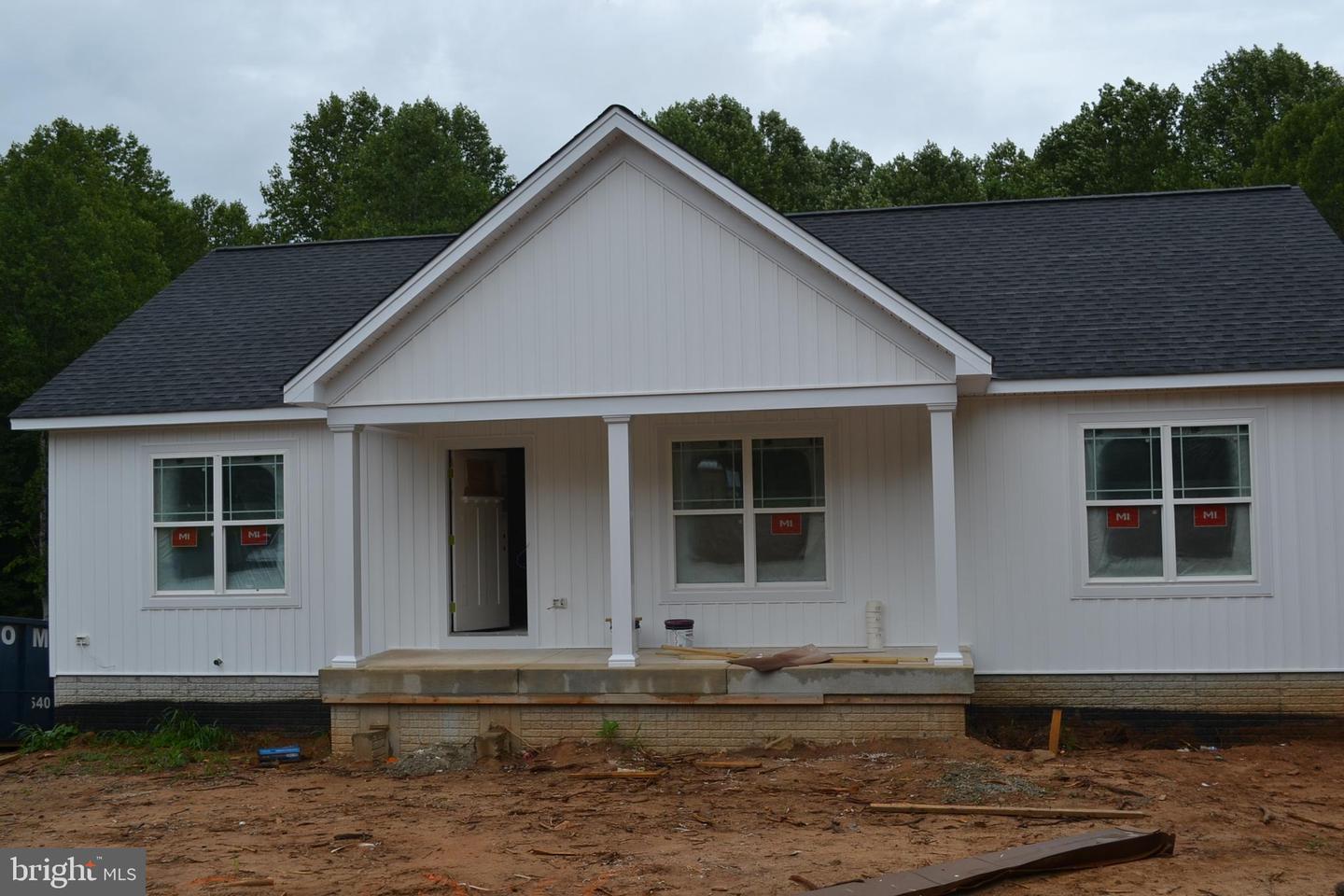 3707 SUNDAY LN, FREDERICKSBURG, Virginia 22408, 3 Bedrooms Bedrooms, ,2 BathroomsBathrooms,Residential,For sale,3707 SUNDAY LN,VASP2038532 MLS # VASP2038532