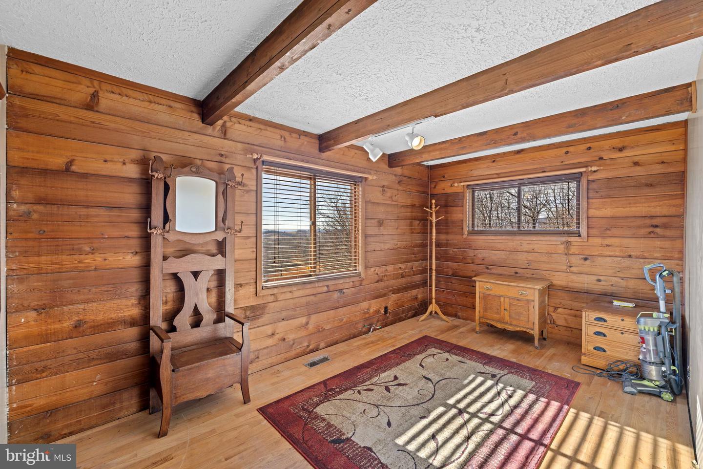 7386 APPLE RIDGE DR, TIMBERVILLE, Virginia 22853, 2 Bedrooms Bedrooms, ,1 BathroomBathrooms,Residential,For sale,7386 APPLE RIDGE DR,VARO2002798 MLS # VARO2002798