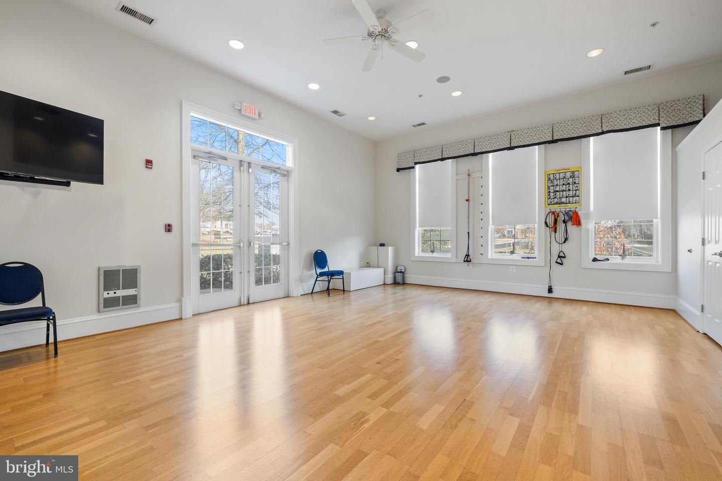 8970 FASCINATION CT #412, LORTON, Virginia 22079, 2 Bedrooms Bedrooms, ,2 BathroomsBathrooms,Residential,For sale,8970 FASCINATION CT #412,VAFX2285414 MLS # VAFX2285414 8970 FASCINATION CT #412, LORTON, Virginia 22079, 2 Bedrooms Bedrooms, ,2 BathroomsBathrooms,Residential,For sale,8970 FASCINATION CT #412,VAFX2285414 MLS # VAFX2285414