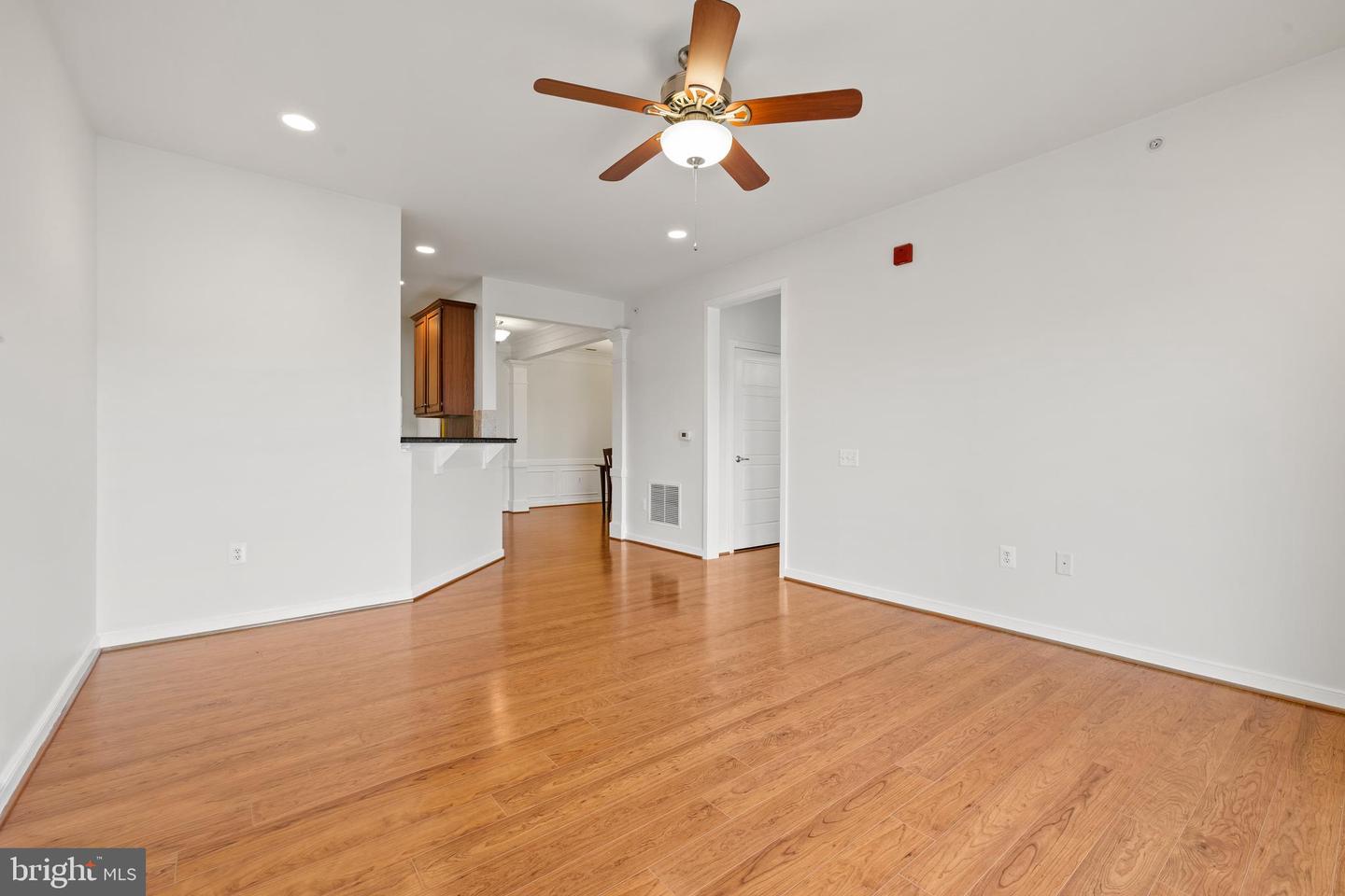 8970 FASCINATION CT #412, LORTON, Virginia 22079, 2 Bedrooms Bedrooms, ,2 BathroomsBathrooms,Residential,For sale,8970 FASCINATION CT #412,VAFX2285414 MLS # VAFX2285414 8970 FASCINATION CT #412, LORTON, Virginia 22079, 2 Bedrooms Bedrooms, ,2 BathroomsBathrooms,Residential,For sale,8970 FASCINATION CT #412,VAFX2285414 MLS # VAFX2285414