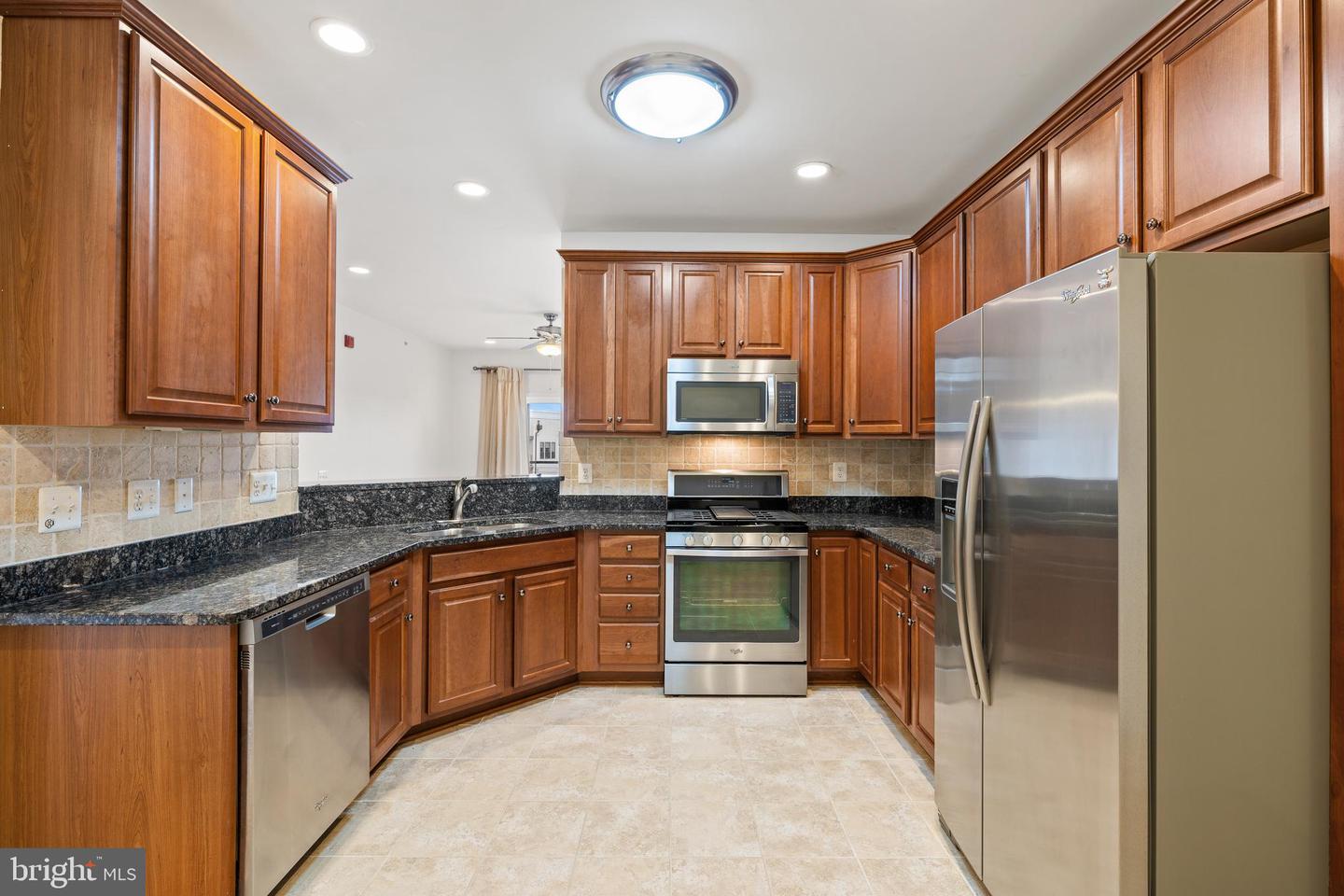 8970 FASCINATION CT #412, LORTON, Virginia 22079, 2 Bedrooms Bedrooms, ,2 BathroomsBathrooms,Residential,For sale,8970 FASCINATION CT #412,VAFX2285414 MLS # VAFX2285414 8970 FASCINATION CT #412, LORTON, Virginia 22079, 2 Bedrooms Bedrooms, ,2 BathroomsBathrooms,Residential,For sale,8970 FASCINATION CT #412,VAFX2285414 MLS # VAFX2285414