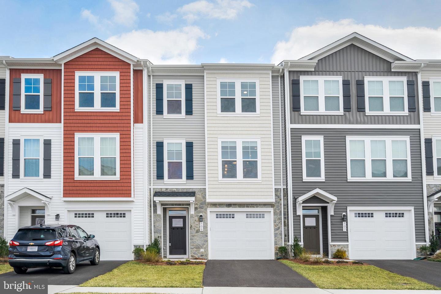 105 CHECKERSPOT, LAKE FREDERICK, Virginia 22630, 3 Bedrooms Bedrooms, ,3 BathroomsBathrooms,Residential,For sale,105 CHECKERSPOT,VAFV2038884 MLS # VAFV2038884