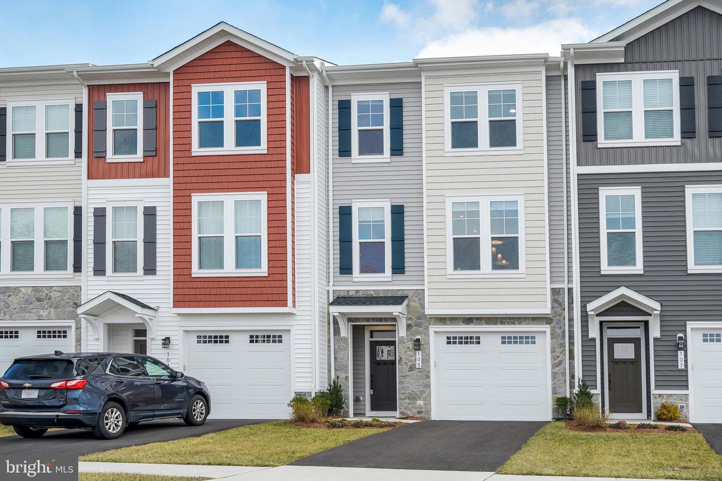 105 CHECKERSPOT, LAKE FREDERICK, Virginia 22630, 3 Bedrooms Bedrooms, ,3 BathroomsBathrooms,Residential,For sale,105 CHECKERSPOT,VAFV2038884 MLS # VAFV2038884