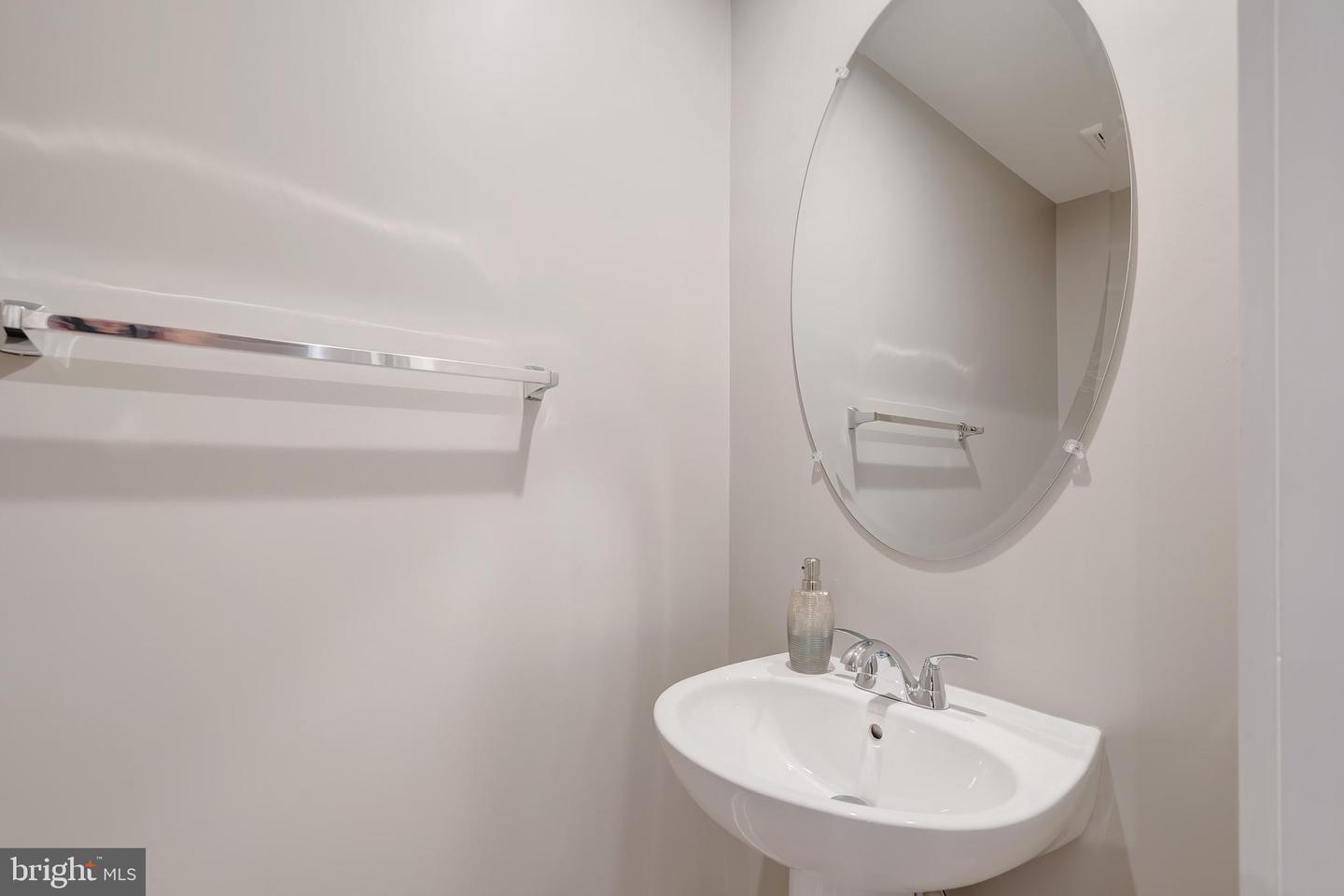 105 CHECKERSPOT, LAKE FREDERICK, Virginia 22630, 3 Bedrooms Bedrooms, ,3 BathroomsBathrooms,Residential,For sale,105 CHECKERSPOT,VAFV2038884 MLS # VAFV2038884