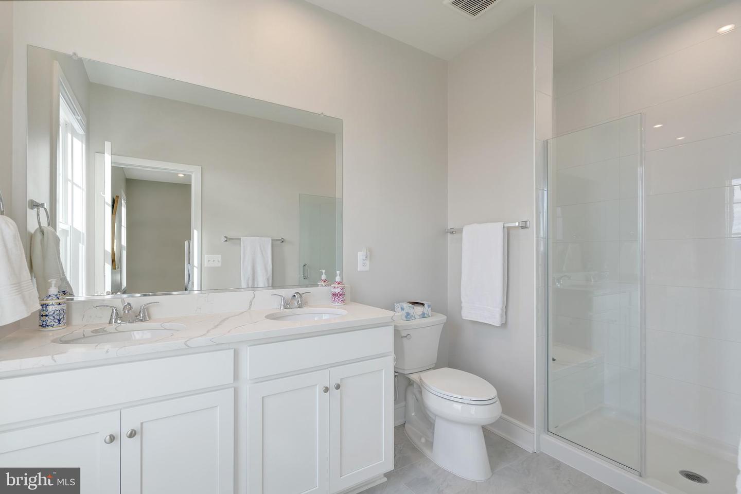 105 CHECKERSPOT, LAKE FREDERICK, Virginia 22630, 3 Bedrooms Bedrooms, ,3 BathroomsBathrooms,Residential,For sale,105 CHECKERSPOT,VAFV2038884 MLS # VAFV2038884